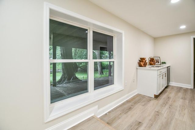 315 Rice Creek Terrace NE, Fridley, MN 55432