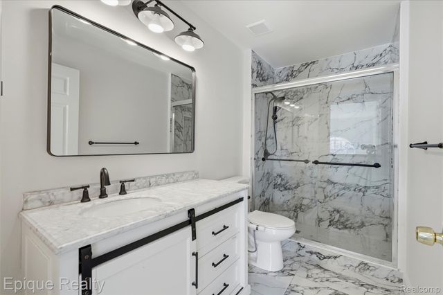 7858 Turrillium Lane, Waterford Charter Township, MI 48327