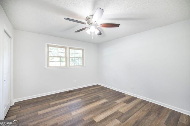 303 Woodhaven Road, Centerville, GA 31028
