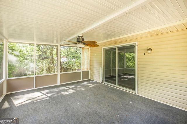 303 Woodhaven Road, Centerville, GA 31028