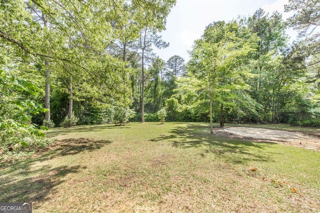 303 Woodhaven Road, Centerville, GA 31028