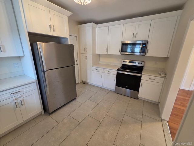 56 Riverdale Avenue 2, White Plains, NY 10607