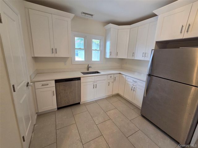 56 Riverdale Avenue 2, White Plains, NY 10607