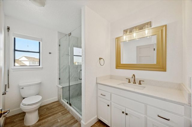 107 Bamaku Bend, Tiki Island, TX 77554