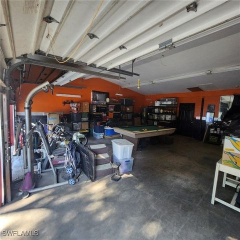 245 Hubbard AVE, North Fort Myers, FL 33917