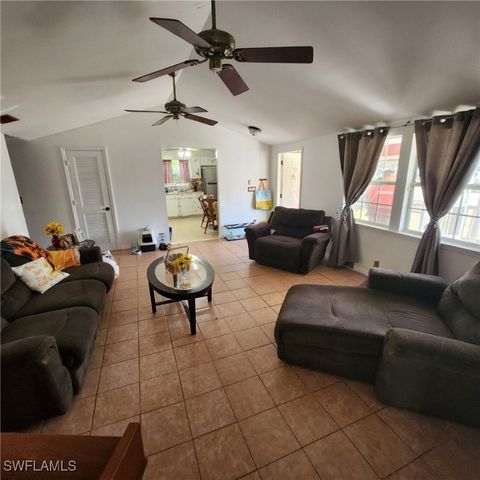 245 Hubbard AVE, North Fort Myers, FL 33917