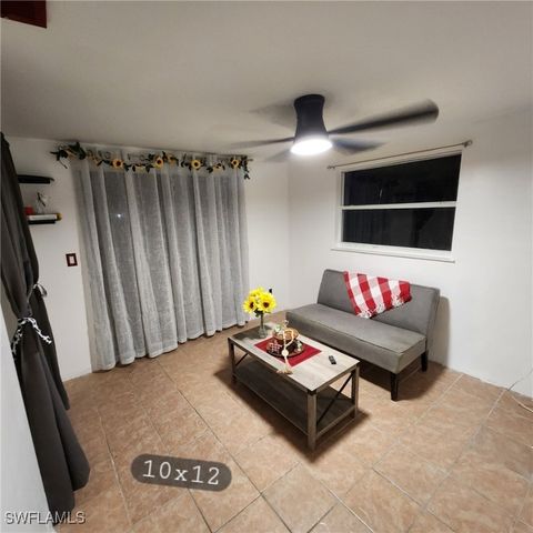 245 Hubbard AVE, North Fort Myers, FL 33917