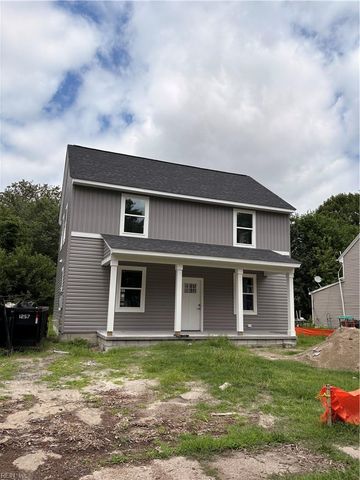 5 Barney PL, Portsmouth, VA 23702