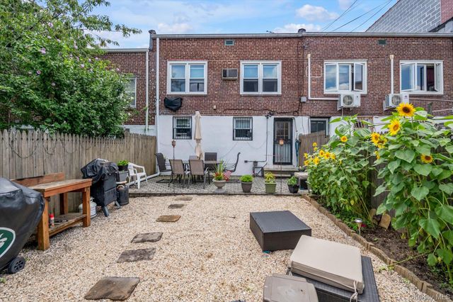 14617 58th Road, Flushing, NY 11355