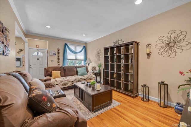 14617 58th Road, Flushing, NY 11355
