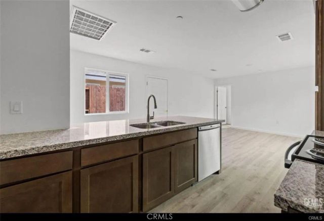 1413 Oregon, Bakersfield, CA 93305