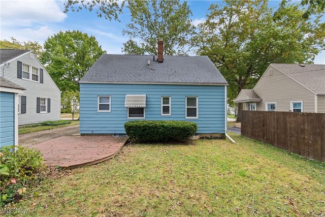 2544 25th Street, Cuyahoga Falls, OH 44223