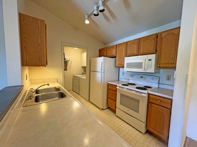125 Barren River, 9, Erlanger, KY 41018