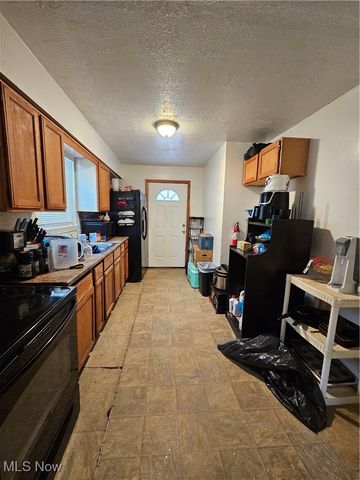 1331 E 88th Street, Cleveland, OH 44106