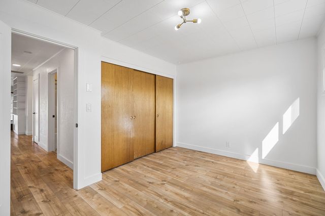 1199 SW Canyon Drive, Redmond, OR 97756