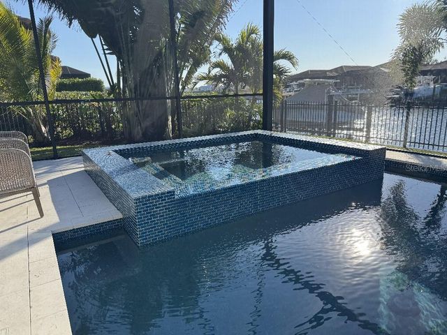 513 17TH AVENUE E, Palmetto, FL 34221