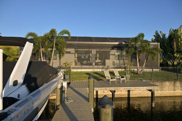 513 17TH AVENUE E, Palmetto, FL 34221