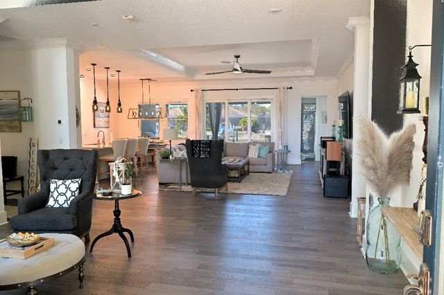 513 17TH AVENUE E, Palmetto, FL 34221