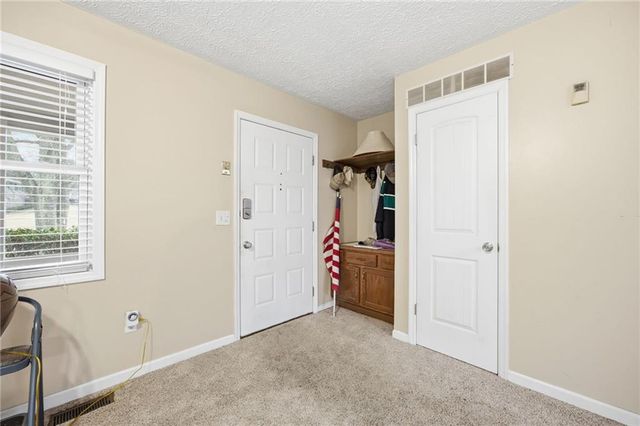 5002 Mclain NW Drive, Acworth, GA 30101