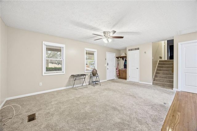 5002 Mclain NW Drive, Acworth, GA 30101