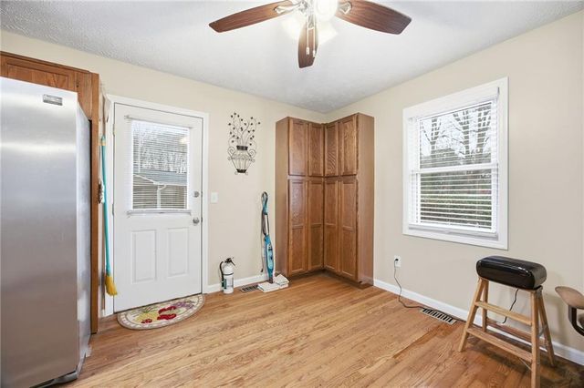 5002 Mclain NW Drive, Acworth, GA 30101