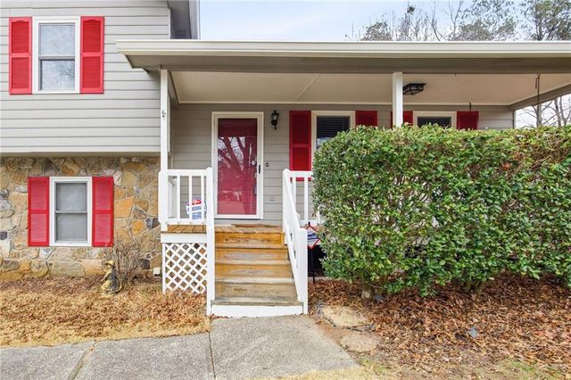 5002 Mclain NW Drive, Acworth, GA 30101