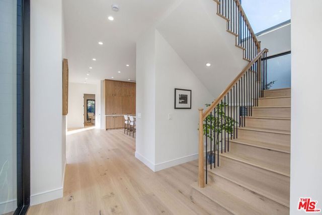 1500 Louella Avenue, Los Angeles, CA 90291