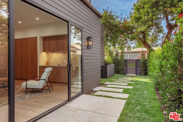 1500 Louella Avenue, Los Angeles, CA 90291