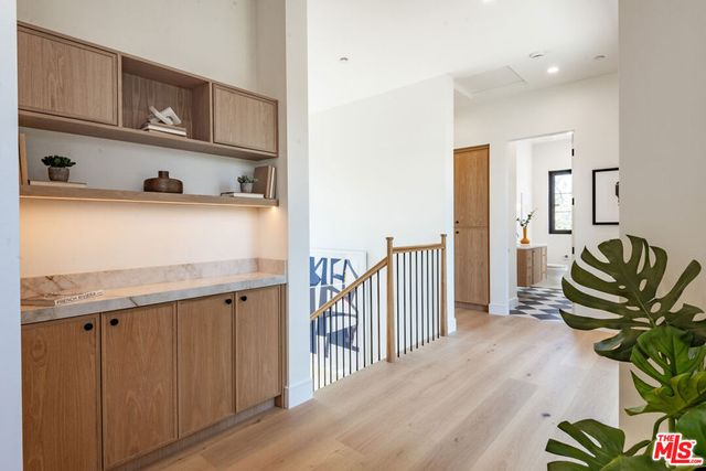 1500 Louella Avenue, Los Angeles, CA 90291