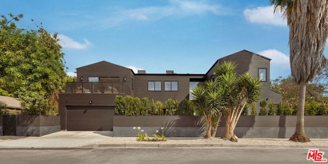 1500 Louella Avenue, Los Angeles, CA 90291