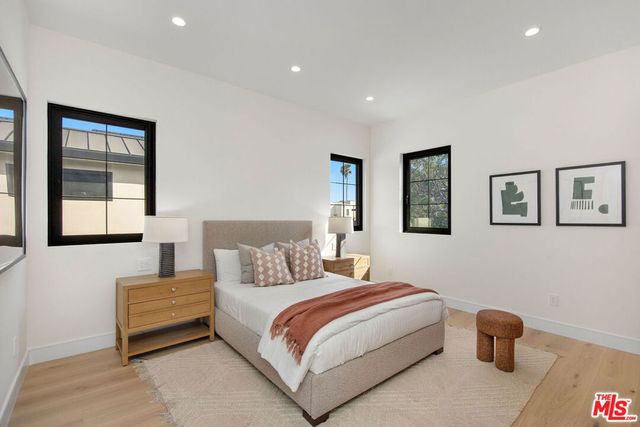 1500 Louella Avenue, Los Angeles, CA 90291