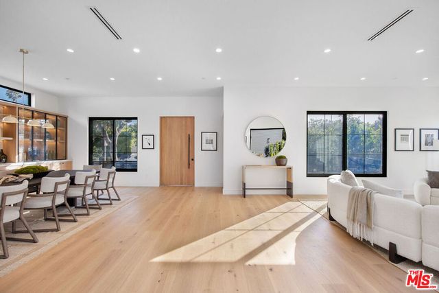 1500 Louella Avenue, Los Angeles, CA 90291