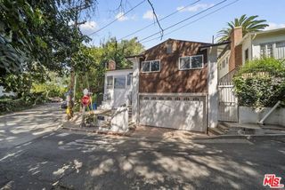 6295 Ivarene Avenue, Los Angeles, CA 90068