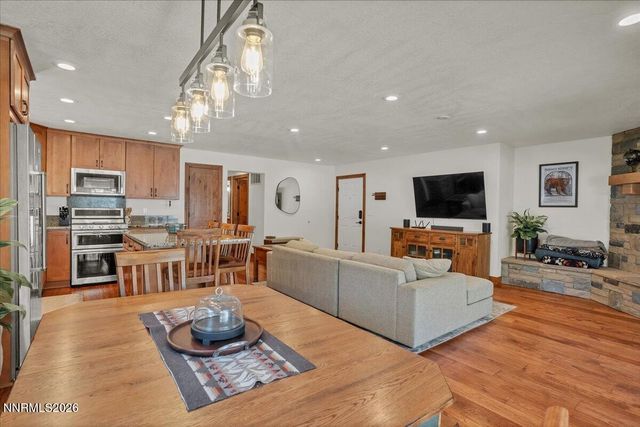 718 Kingsbury Grade Road B, Stateline, NV 89449