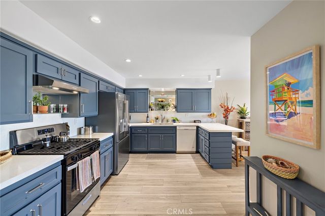 320 Encino Lane 2, San Clemente, CA 92672