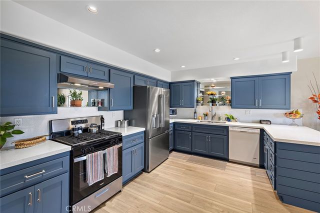 320 Encino Lane 2, San Clemente, CA 92672