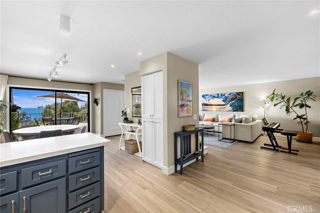 320 Encino Lane 2, San Clemente, CA 92672