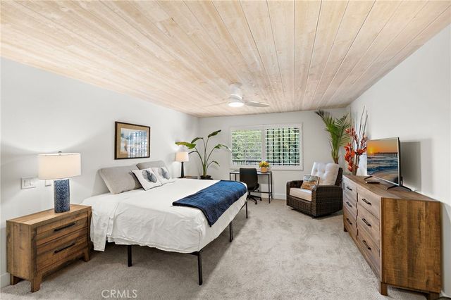 320 Encino Lane 2, San Clemente, CA 92672
