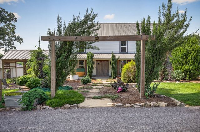 495 Worley Rd, Doyle, TN 38559