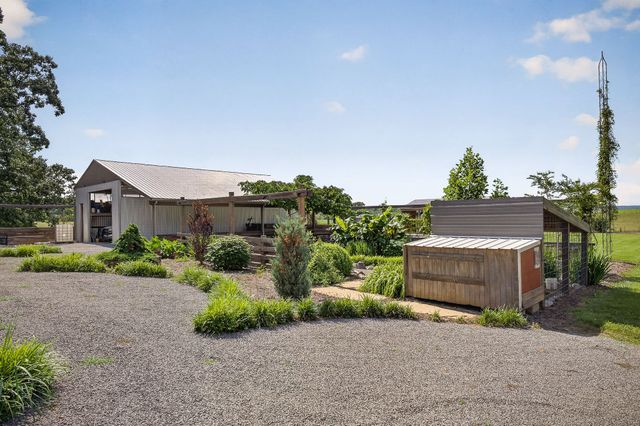 495 Worley Rd, Doyle, TN 38559