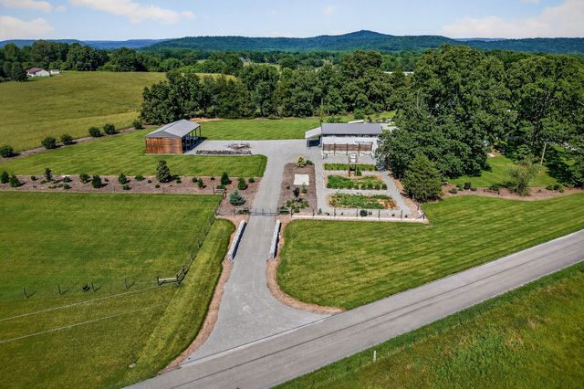 495 Worley Rd, Doyle, TN 38559