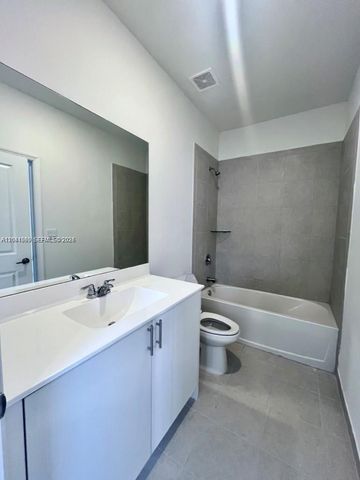 23251 SW 128th Ave, Homestead, FL 33170