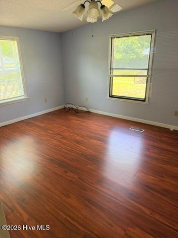 250 Bream Street, Holly Ridge, NC 28445