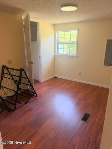 250 Bream Street, Holly Ridge, NC 28445