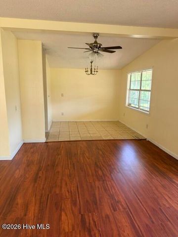 250 Bream Street, Holly Ridge, NC 28445