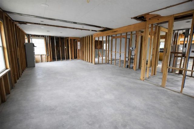 17411 Fm 2100 Road, Crosby, TX 77532