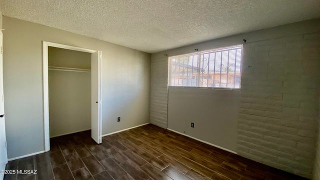 1842 W Dominy Road, Tucson, AZ 85713