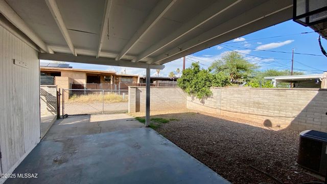 1842 W Dominy Road, Tucson, AZ 85713