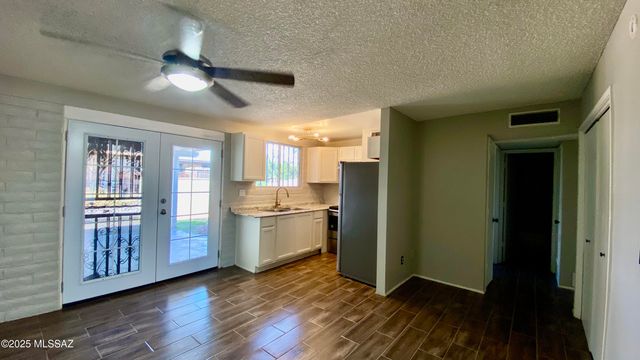 1842 W Dominy Road, Tucson, AZ 85713