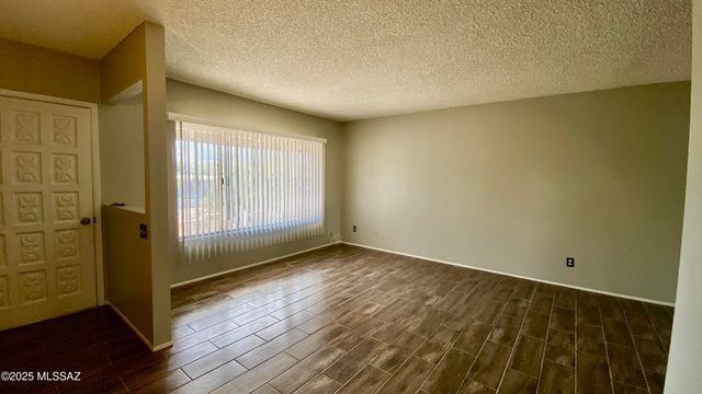 1842 W Dominy Road, Tucson, AZ 85713